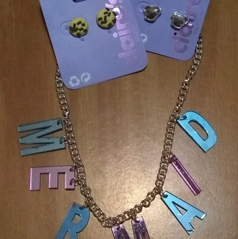 Claire's jewelry lot of 3.